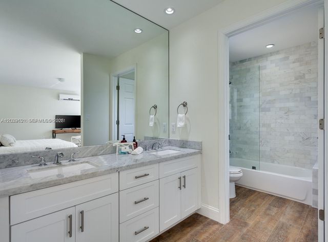 6260 SW 58th Place, South Miami, FL 33143