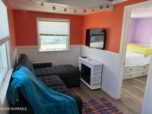 76 Millers Lane, Seaside Park, NJ 08752