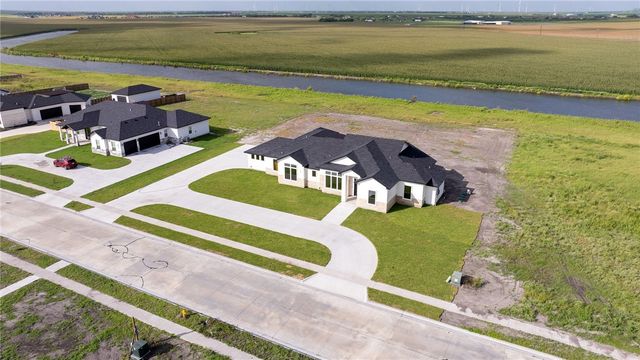 1641 Gemini Acres Dr, Corpus Christi, TX 78415