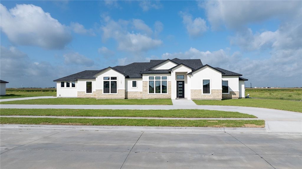 1641 Gemini Acres Dr, Corpus Christi, TX 78415