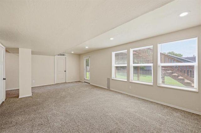 4602 Park Lane, Leavenworth, KS 66048