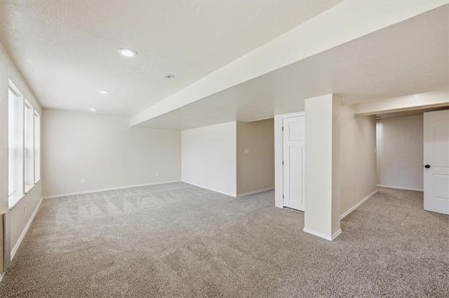 4602 Park Lane, Leavenworth, KS 66048
