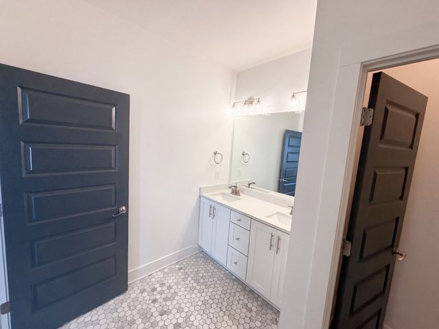 5301 Pennsylvania Ave, Nashville, TN 37209