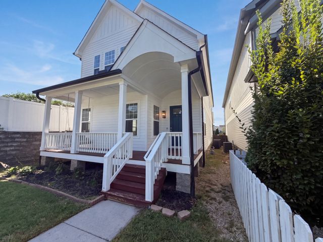 5301 Pennsylvania Ave, Nashville, TN 37209