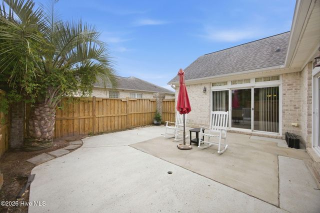 1018 Garden Club Way, Leland, NC 28451