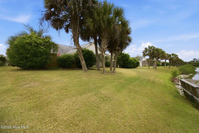 1018 Garden Club Way, Leland, NC 28451