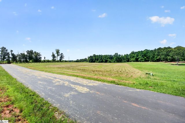 111 Flowing Rock Road, Honea Path, SC 29654