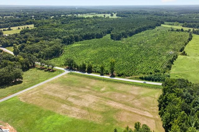 111 Flowing Rock Road, Honea Path, SC 29654
