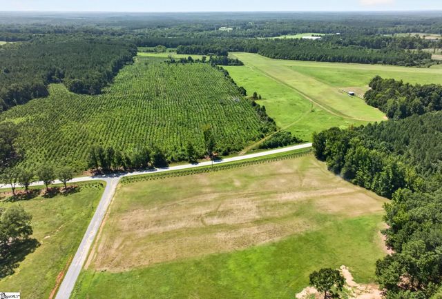 111 Flowing Rock Road, Honea Path, SC 29654