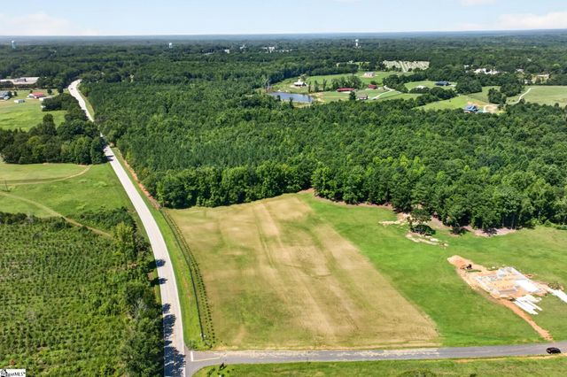 111 Flowing Rock Road, Honea Path, SC 29654
