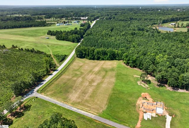111 Flowing Rock Road, Honea Path, SC 29654