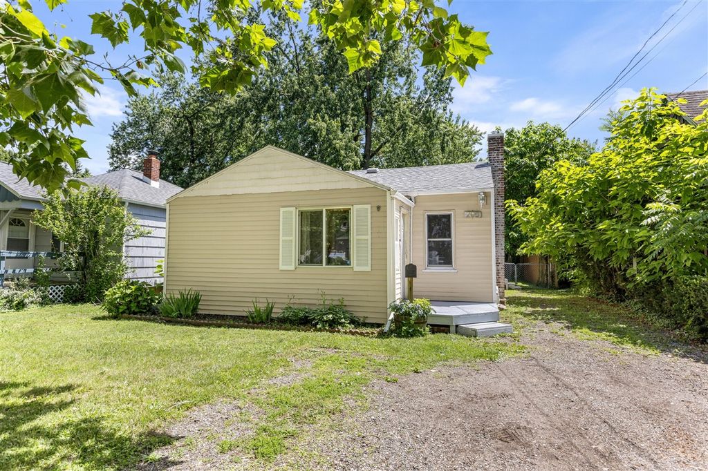 205 Eldred Street, Battle Creek, MI 49015