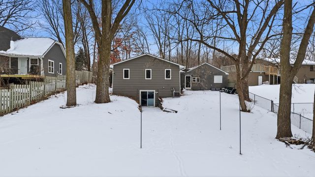 115 Glenmar Avenue, Mahtomedi, MN 55115