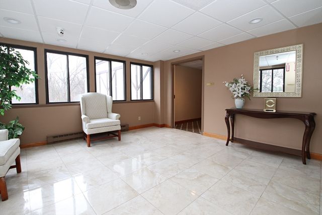 9 Broadway 222, Saugus, MA 01906