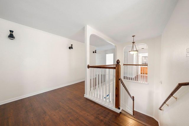 611 Secretariat DR, Cibolo, TX 78108