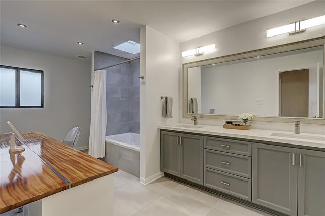 2504 Mandell Street 1, Houston, TX 77006