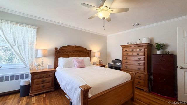 1525 Pea Pond Road, Bellmore, NY 11710