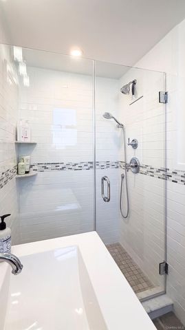 1525 Pea Pond Road, Bellmore, NY 11710