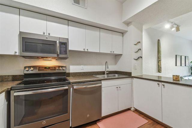 2440 W HORATIO STREET 1031, Tampa, FL 33609