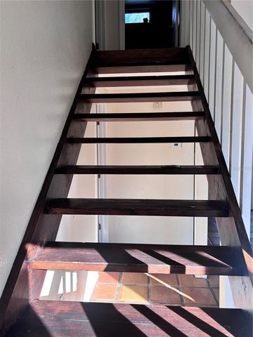 4643 HOLLINGSWORTH AVENUE, Sarasota, FL 34233