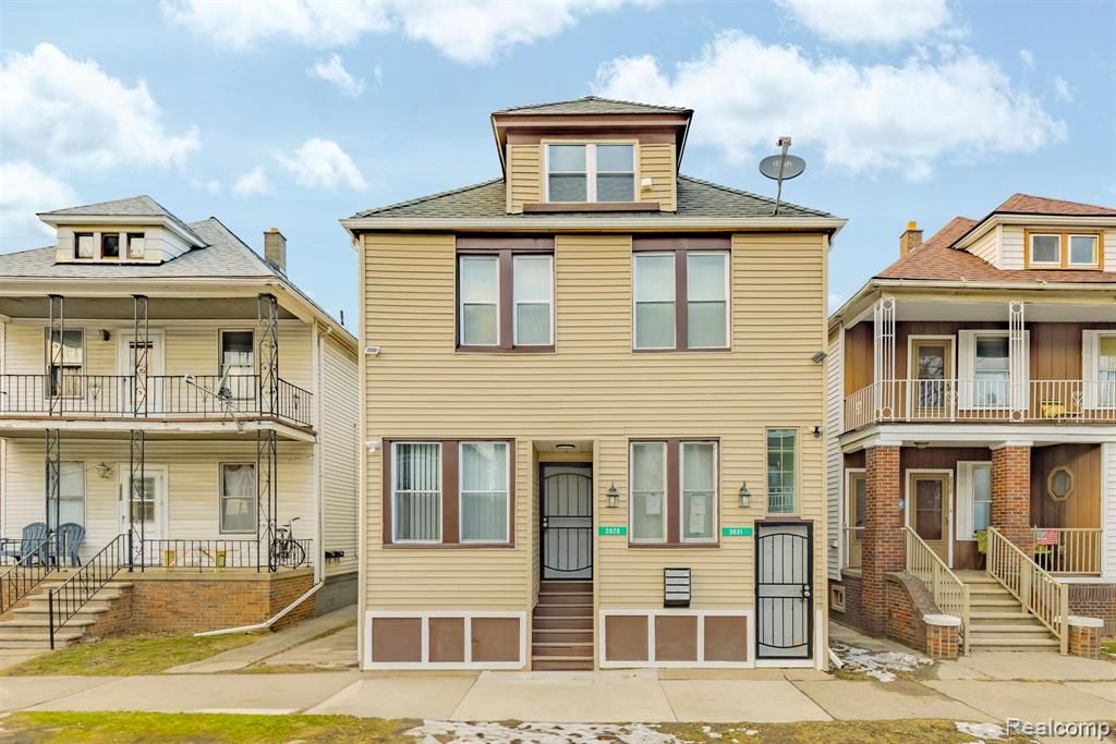 2029 Trowbridge Street, Hamtramck, MI 48212