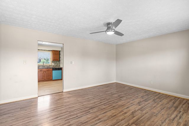 527 Miles Road, Nicholasville, KY 40356