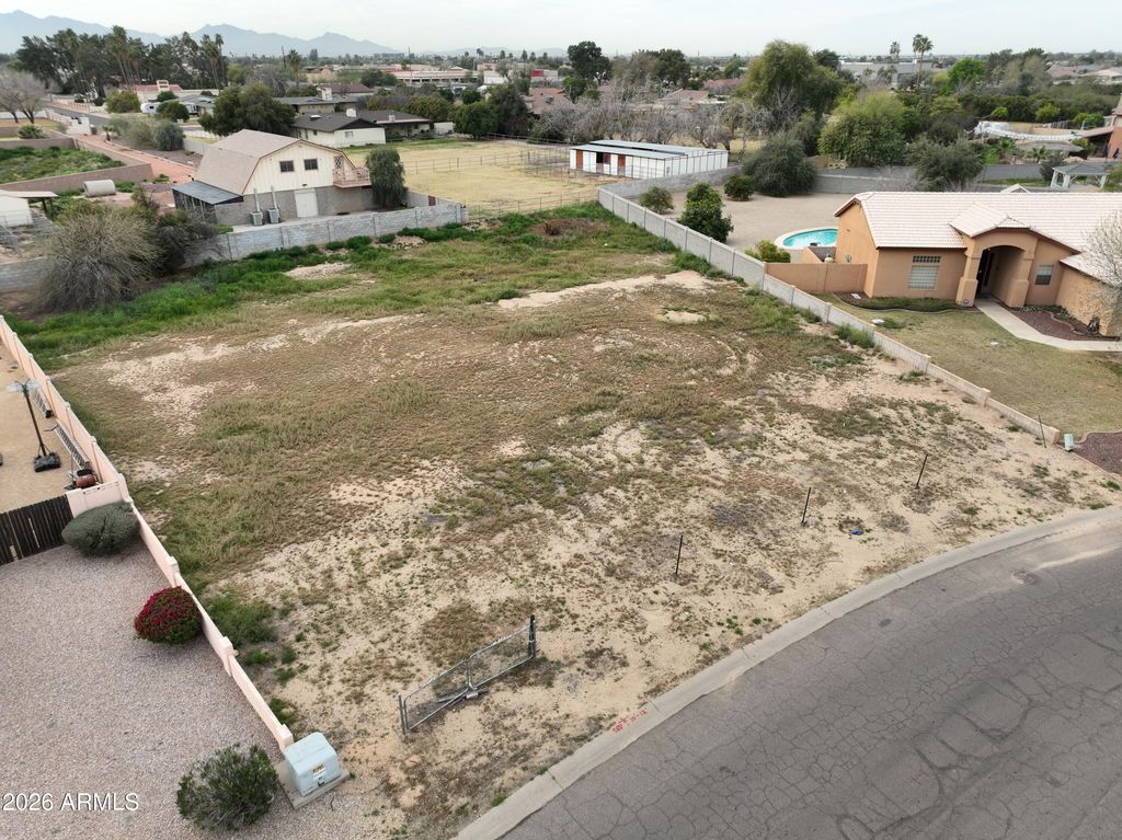 5382 N 82ND Avenue 224, Glendale, AZ 85303 — exterior