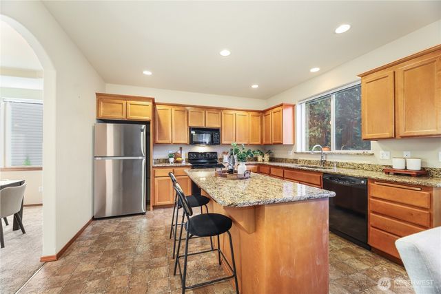 20635 73rd Avenue Ct E, Spanaway, WA 98387