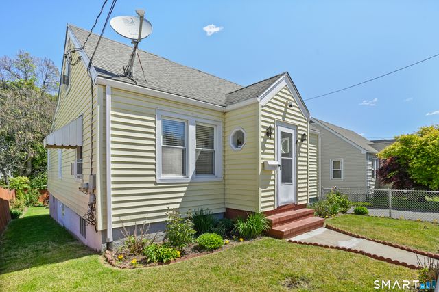 109 Harvey Street, Bridgeport, CT 06610