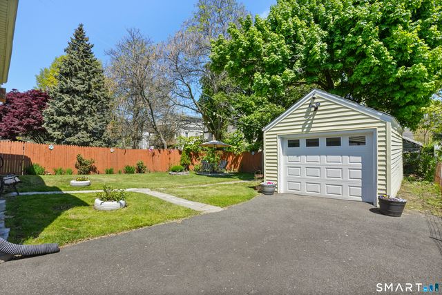 109 Harvey Street, Bridgeport, CT 06610