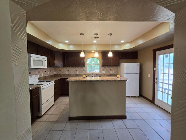 1313 Skyline Drive, Amarillo, TX 79108