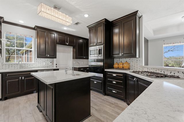 3232 Blue Grass Drive, Richmond, TX 77406