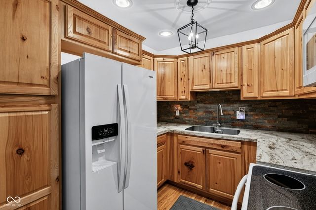 410 S Post Road, Indianapolis, IN 46219