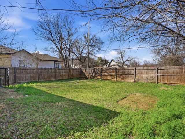 5504 Wellesley Avenue, Fort Worth, TX 76107