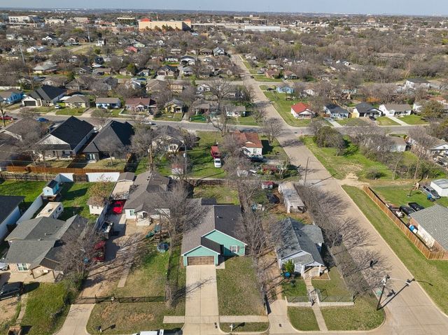 5504 Wellesley Avenue, Fort Worth, TX 76107