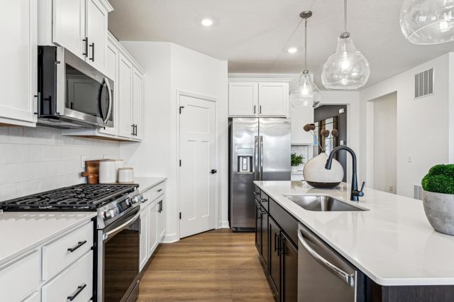 20144 68th Avenue, Corcoran, MN 55374