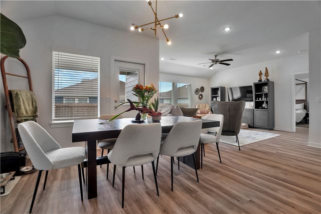 4435 W Canyon Run Drive, Fayetteville, AR 72704