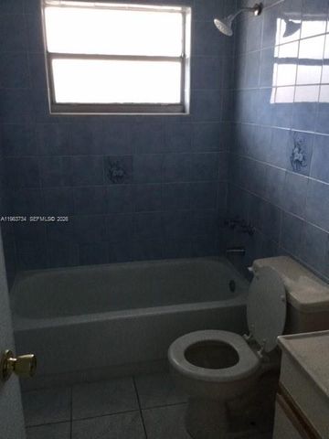 1855 W 60th St 423C, Hialeah, FL 33012