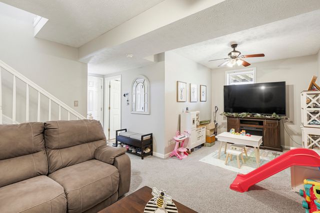121 Eastland Drive, Paris, KY 40361