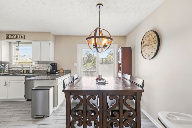 121 Eastland Drive, Paris, KY 40361