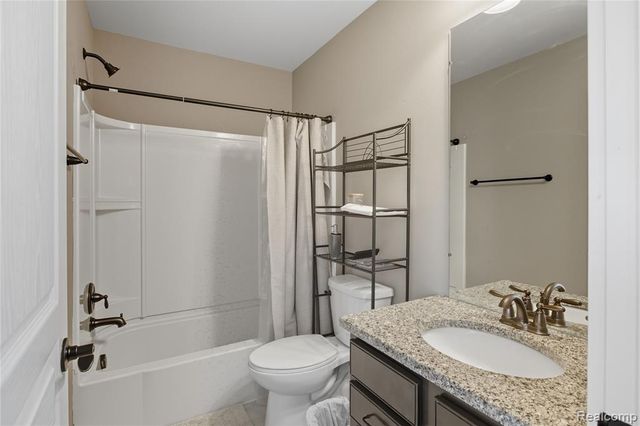 2994 Lankford Lane, Commerce Twp, MI 48390