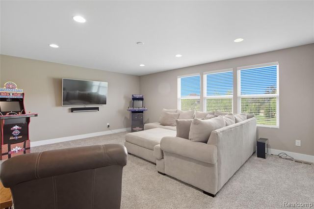 2994 Lankford Lane, Commerce Twp, MI 48390