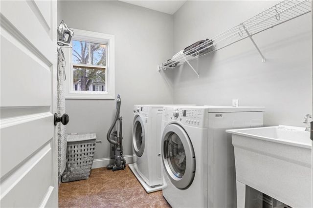 1761 Georgian Terrace, Brookhaven, GA 30341