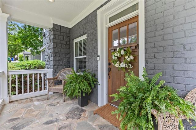 1761 Georgian Terrace, Brookhaven, GA 30341