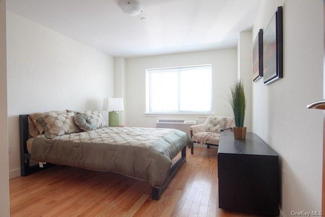 3135 31st Street 605, Astoria, NY 11106