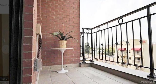 3135 31st Street 605, Astoria, NY 11106