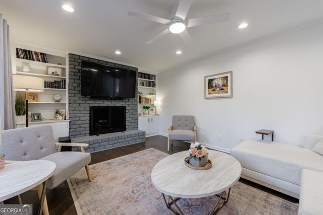 1499 Kings Down Circle, Atlanta, GA 30338