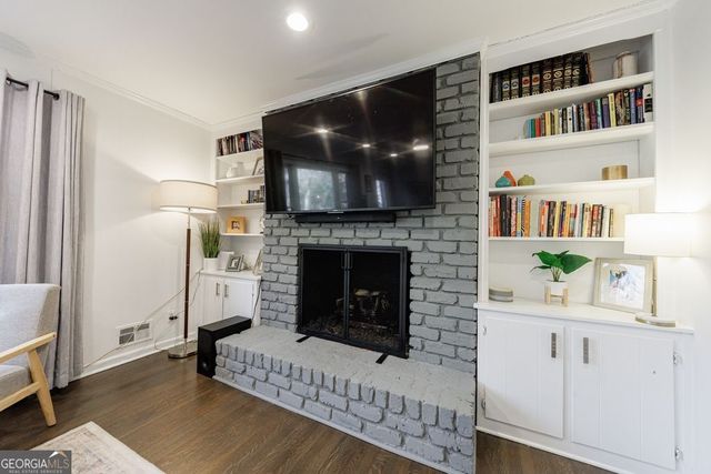 1499 Kings Down Circle, Atlanta, GA 30338