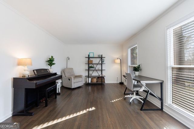 1499 Kings Down Circle, Atlanta, GA 30338