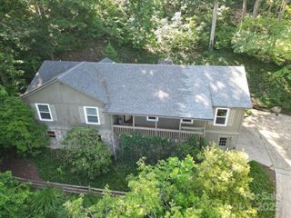 6 Wilderness Cove Road, Asheville, NC 28804